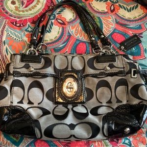 Coach bag authentic